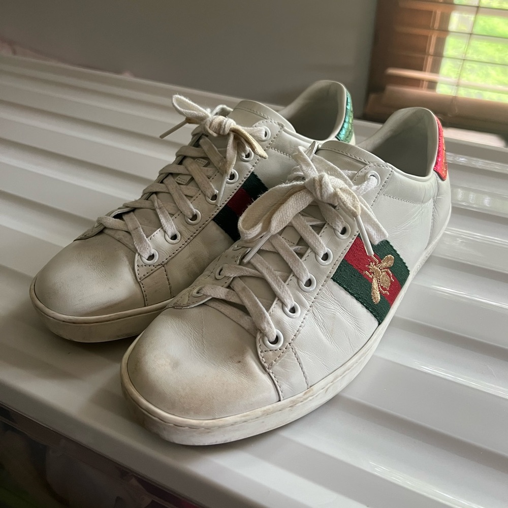 Authentic used gucci shoes